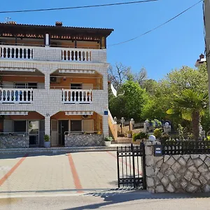Nef Apartament